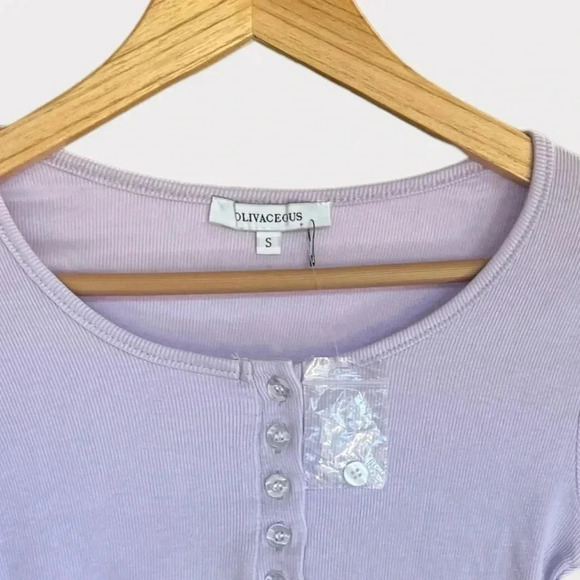 Olivaceous Short Sleeve Crop Top in Purple Size Small - Picture 4 of 6